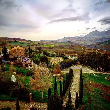Alloggio per agriturismo Le Case Di Cardellino Sclafani